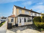 5 bedroom end of terrace house for sale