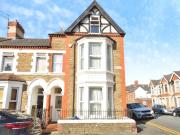 5 bedroom end of terrace house for sale