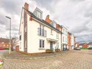 5 bedroom end of terrace house for sale