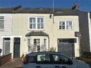 5 bedroom end of terrace house for sale