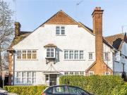 5 bedroom end of terrace house for sale