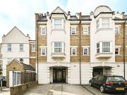 5 bedroom terraced house for sale