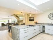 5 Bedroom End Of Terrace House For Sale In Bath