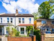 5 bedroom end of terrace house for sale in Marlow Road,...