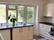 5 bedroom end of terrace house to rent