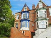 5 bedroom end of terrace house to rent