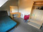 5 bedroom end of terrace house to rent