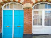 5 bedroom end of terrace house to rent