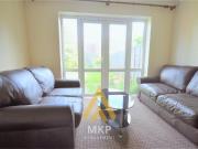 5 bedroom end of terrace house to rent
