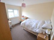 5 bedroom end of terrace house to rent