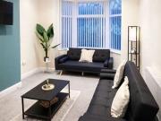 5 bedroom end of terrace house to rent
