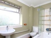 5 bedroom end of terrace house to rent