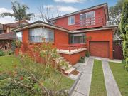 5 Bedroom Family Home