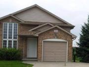 5 bedroom Fanshawe Student Rental May 1 2023 Free WIFI...