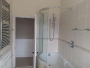 5 bedroom farm house to rent