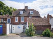 5 Bedroom Flat