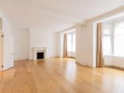 5 Bedroom Flat