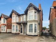 5 Bedroom Flat