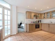5 bedroom flat for rent in Strathmore Court, Park Road,...