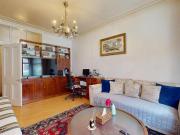 5 bedroom flat for sale