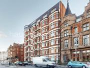5 bedroom flat for sale in Cumberland House, Kensington...