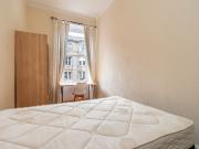 5 Bedroom Flat House to Rent
