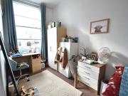 5 Bedroom Flat House to Rent