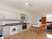 5 bedroom flat to rent