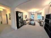 5 bedroom flat to rent