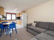 5 bedroom flat to rent