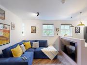 5 bedroom flat to rent