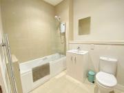 5 bedroom flat to rent