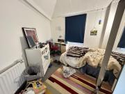 5 bedroom flat to rent