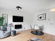 5 bedroom flat to rent