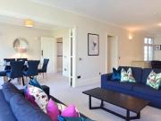 5 bedroom Flat to rent in Strathmore Court, Park Road,...