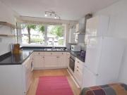 5 Bedroom Ground Floor Maisonette For Rent In London