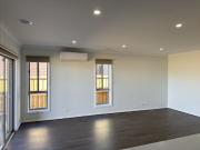 5 BEDROOM HOME WITH 1 WEEKS FREE RENT