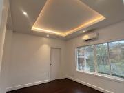 5 Bedroom House and Lot for Sale in White Plains, Quezon...