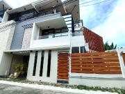 5 Bedroom House and Lot in Brookfield Subdivision...