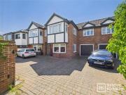 5 Bedroom House Billericay Essex LS97205661