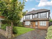 5 Bedroom House Bromley Greater London LS96850247