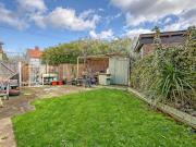 5 Bedroom House Chigwell Essex 91422147