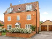 5 Bedroom House Clapham Bedford Borough 90310922