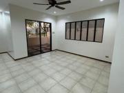 5 Bedroom House for Rent in Ayala Alabang Village,...