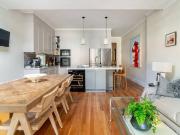 5 Bedroom House For Rent in Queens Park