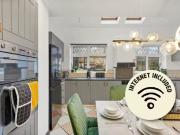 5 bedroom house for rent in Syston Way, Bristol,, BS15