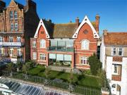 5 bedroom house for sale