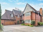 5 bedroom detached house for sale