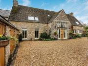 5 bedroom house for sale