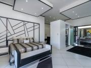 5 Bedroom House For Sale in Bedfordview